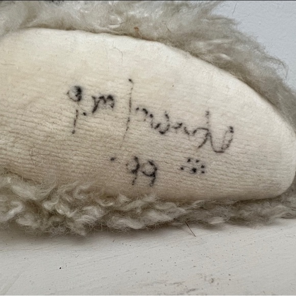 Boyd’s Bears Plush Delanie Beansford Signed by Gary Lowenthal, Mr. Boyds Bears - Picture 2 of 2